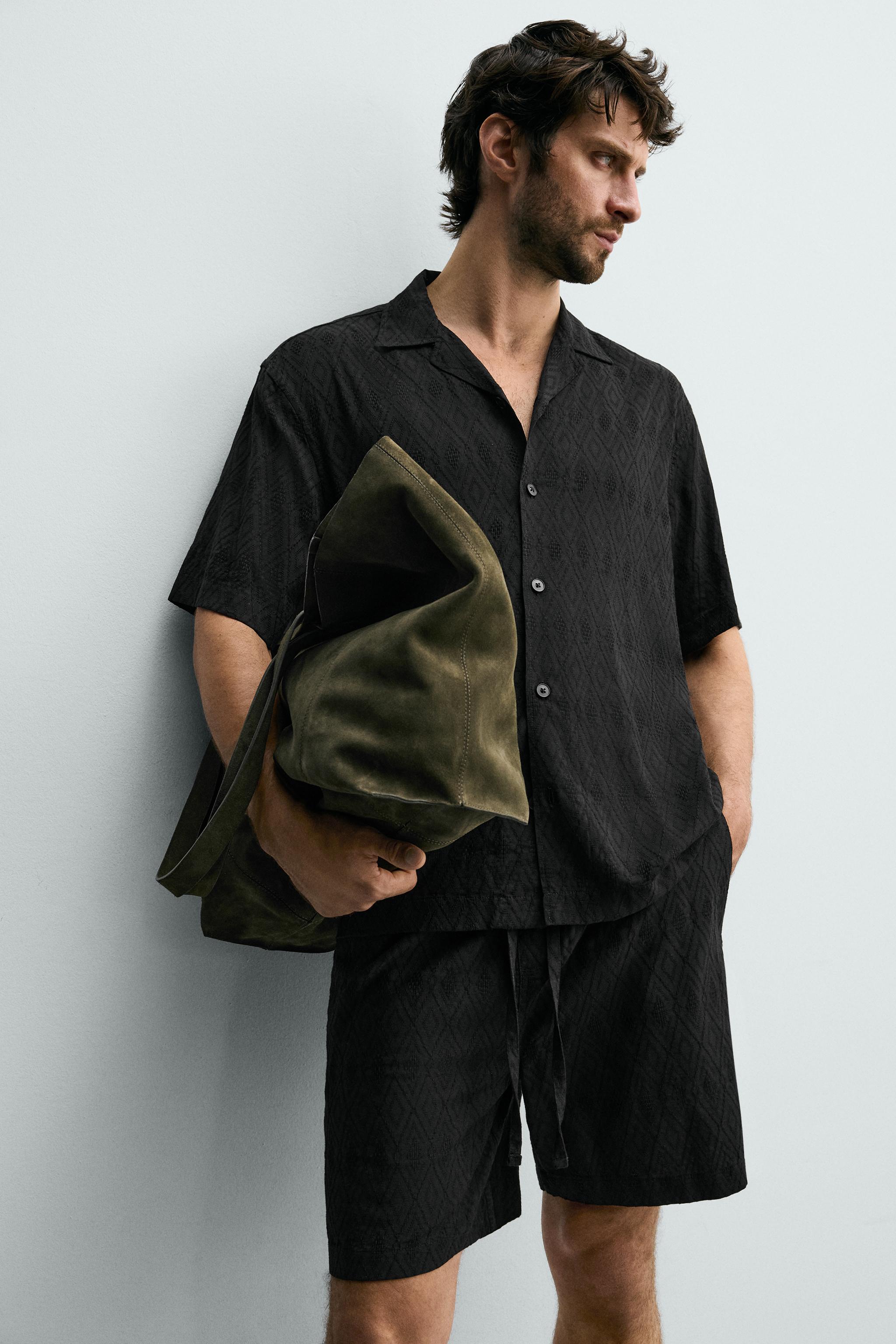 BERMUDA REGULAR FIT JACQUARD GÉOMÉTRIQUE